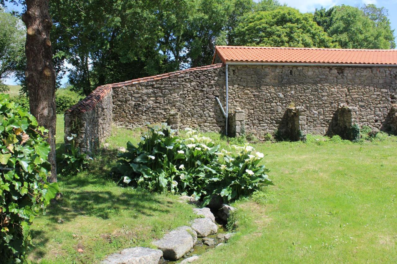 Chambres D'Hotes Logis Charrier Le Petit Bignon Les Épesses Exteriér fotografie